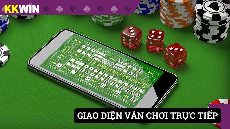 Giao diện sân chơi được bố trí trực quan